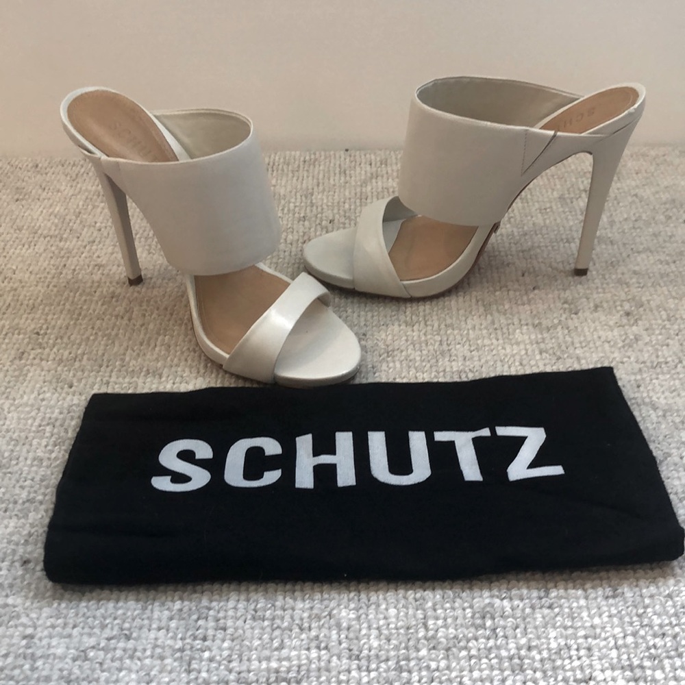 SCHUTZ White Heels